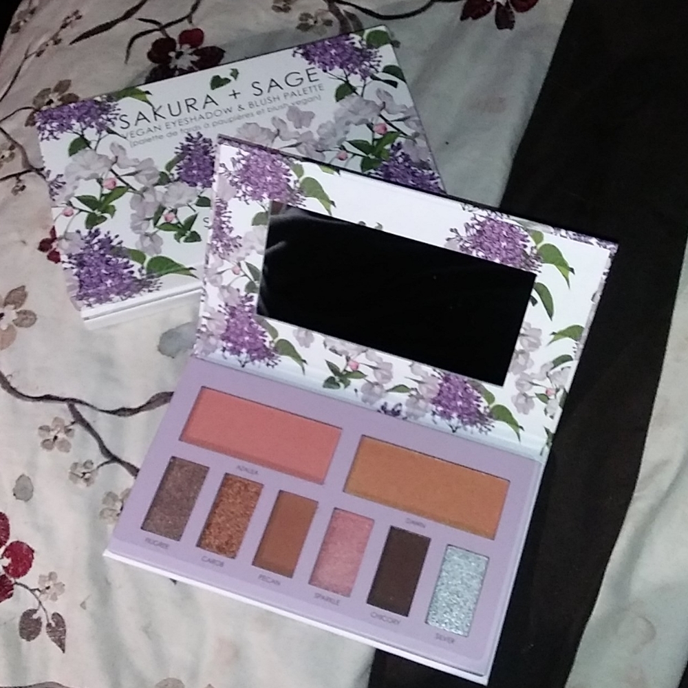 Sakura+Sage Vegan Eyeshadow and Blush Palette
